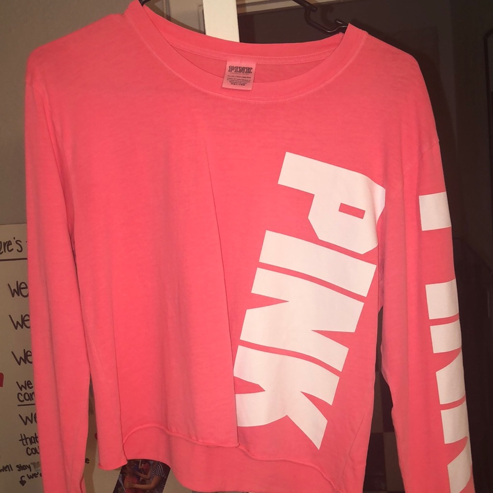 VS PINK long sleeve bright pink cropped tee